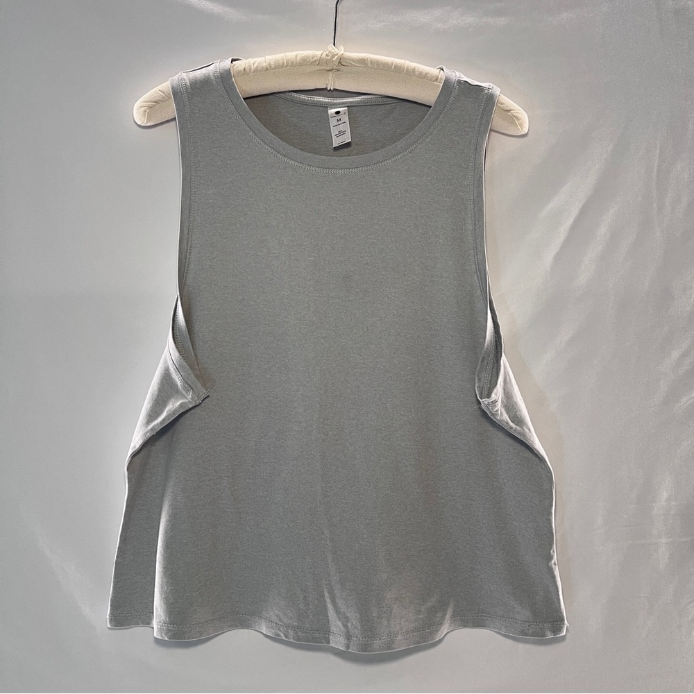 Yogalicious Grey Tank Size medium